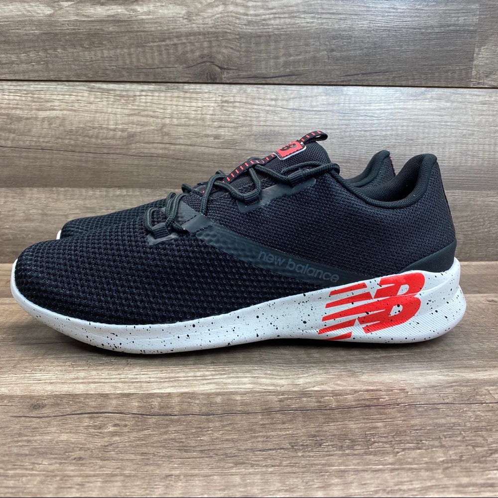 New Balance District Run - Picture 2 of 8